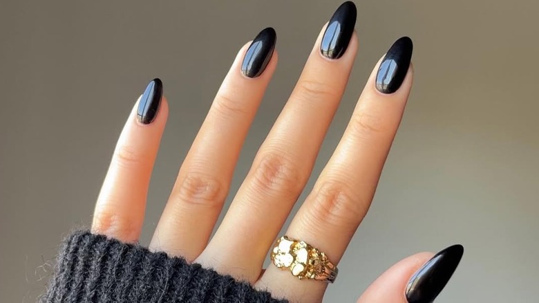 Black coffee nails